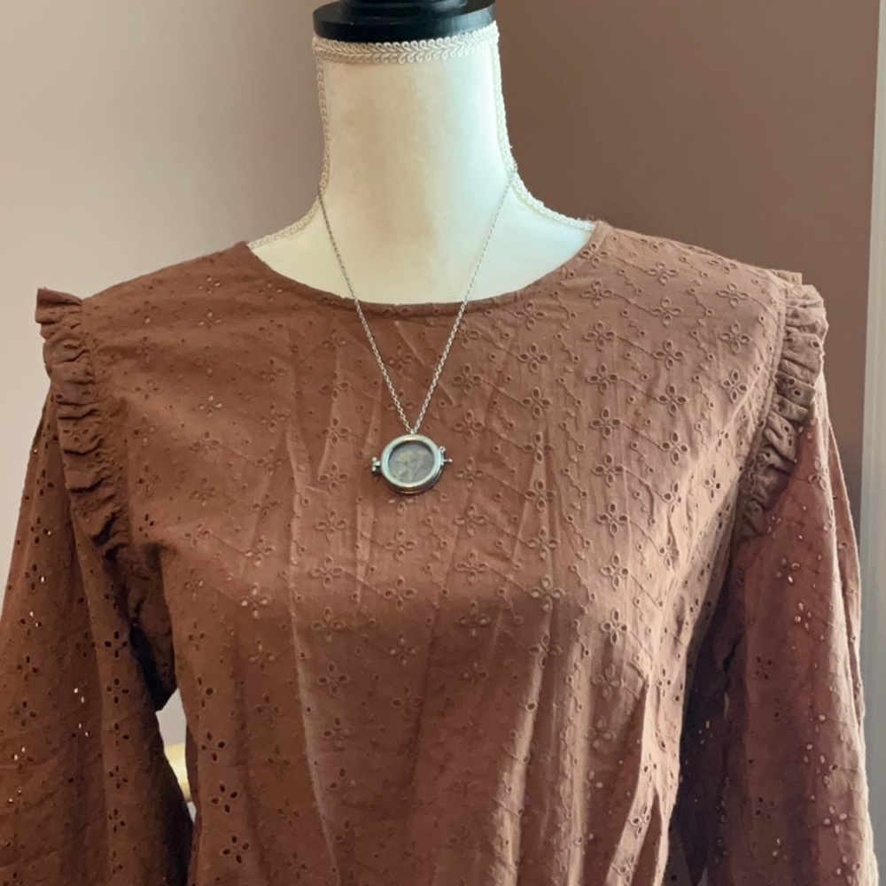 Lost + Wonder Anthropologie Eyelet top M NWT